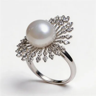 Luxury 18K Gold Australian Pearl Sunburst Diamond Ring